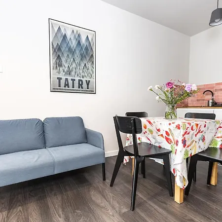 Апартаменты Modern House In Old Town Numero 8
