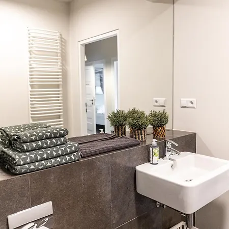 Modern House In Old Town Numero 8 Daire Krakow